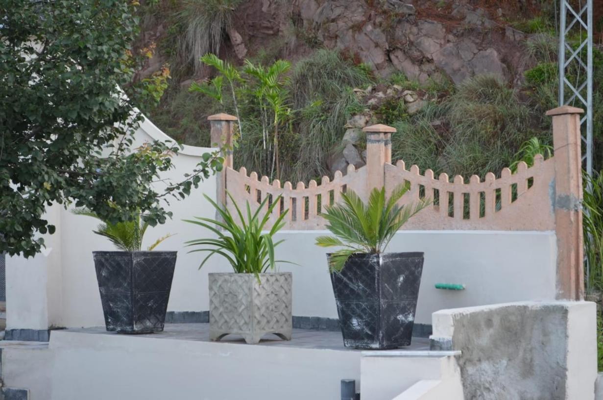 Aloche Apartments Murree Exterior foto