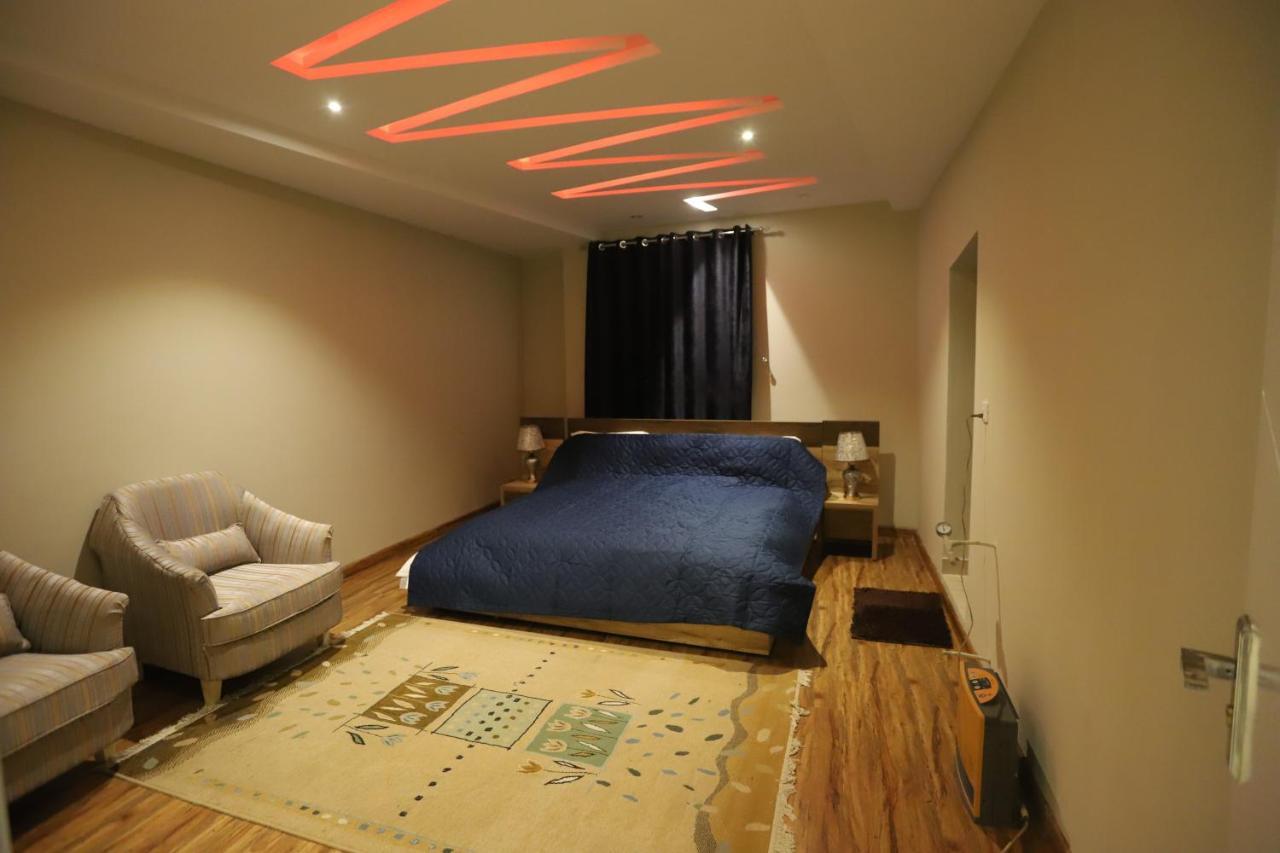 Aloche Apartments Murree Exterior foto