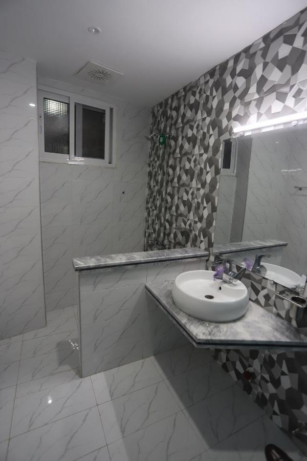 Aloche Apartments Murree Exterior foto